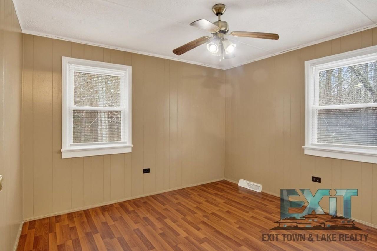 6036 Marengo Rd - Photo 6 of 20