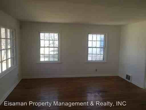 4310 Standish Dr - Photo 2 of 6