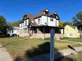 632/634 W 7th St & 304 N Summit Ave - Photo 1 of 1