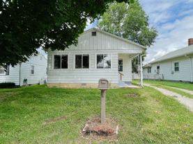 922 W 15th St - Photo 1 of 1