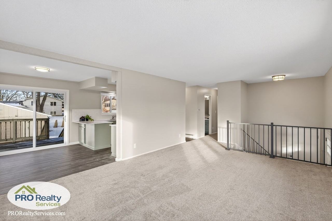 4873 Bryce Ave E - Photo 5 of 34