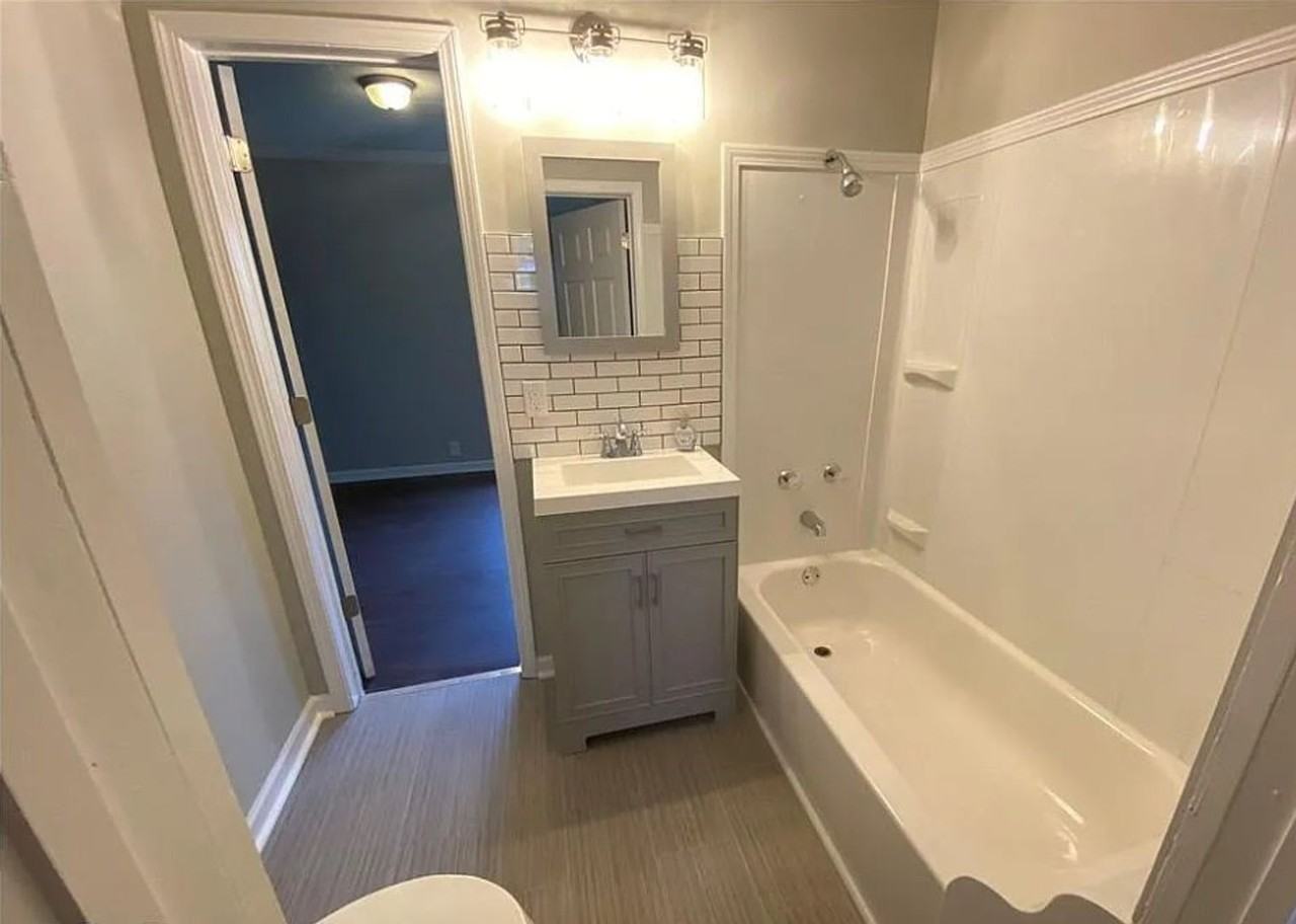 2624 E 17th St - Photo 2 of 9