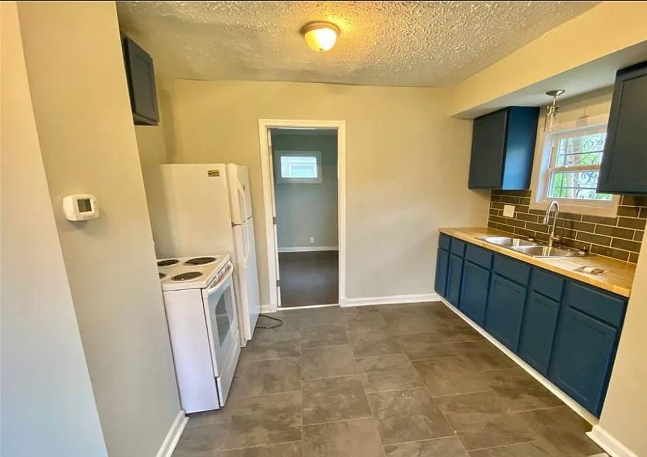 2624 E 17th St - Photo 4 of 9