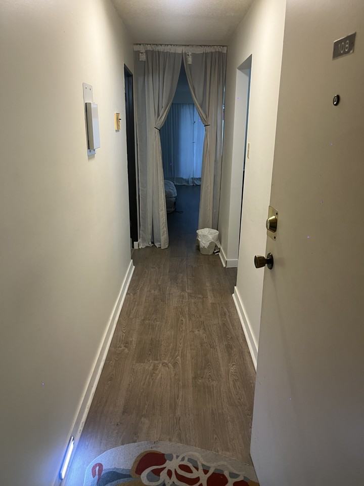 Cedar Villa - Photo 2 of 5