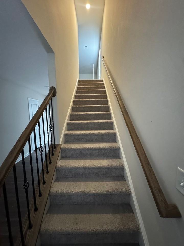 61 Parkwood Ct - Photo 7 of 16