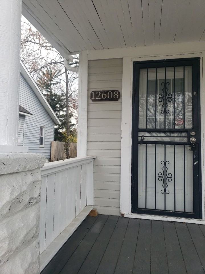 12608 Holborn Ave - Photo 5 of 21