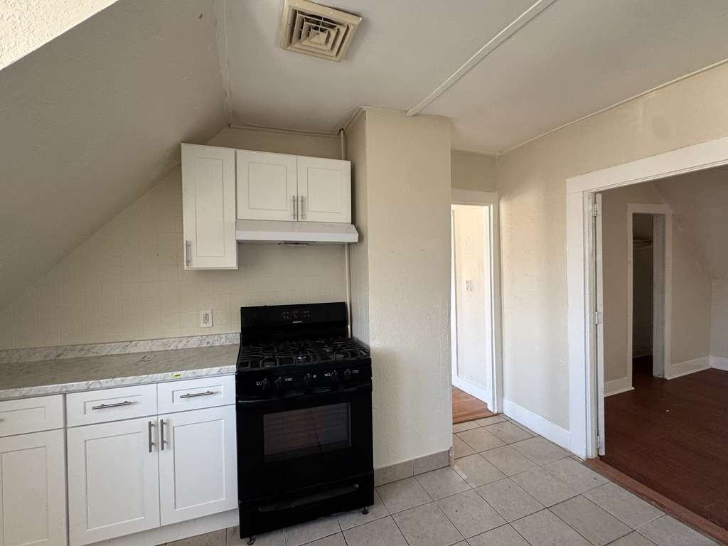 13R Plain St #3 - Photo 2 of 16