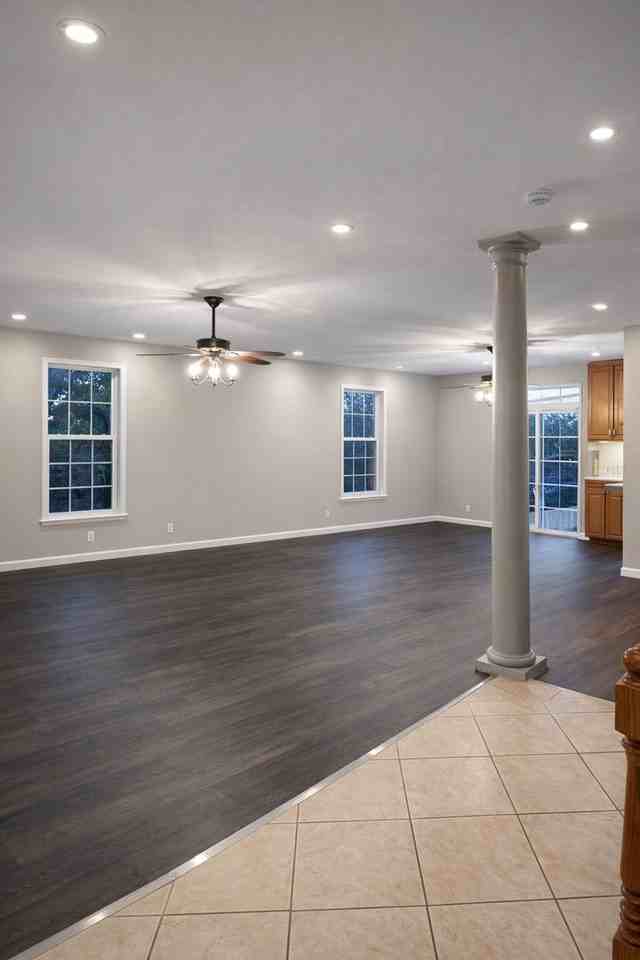 224 Mountain Crest Dr - Photo 2 of 8