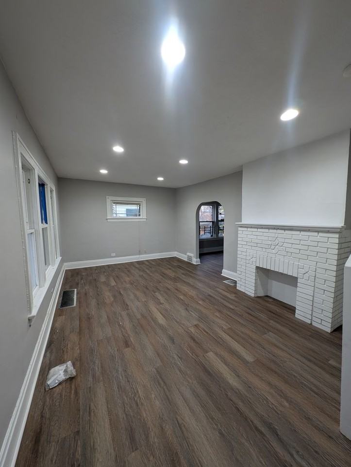 13316 Edgewood Ave - Photo 3 of 11