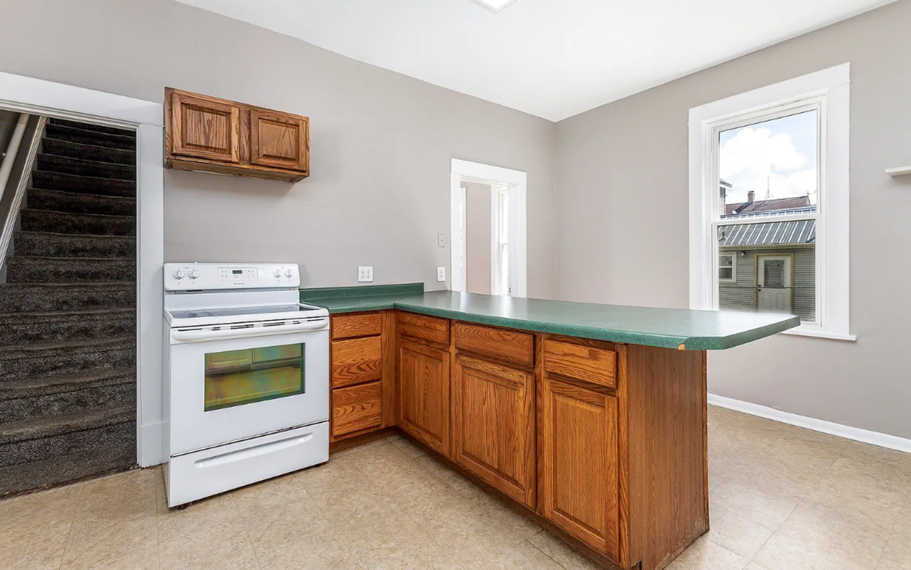 400 Kaufmann Ave - Photo 4 of 9