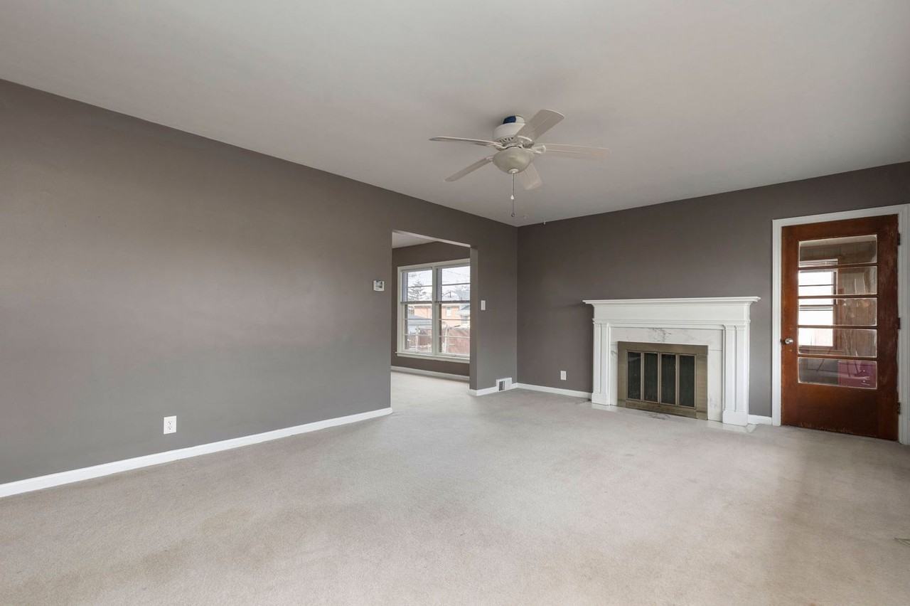 3706 Chevy Chase Rd - Photo 4 of 34