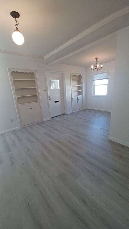 323 Palisade Ave - Photo 5 of 16