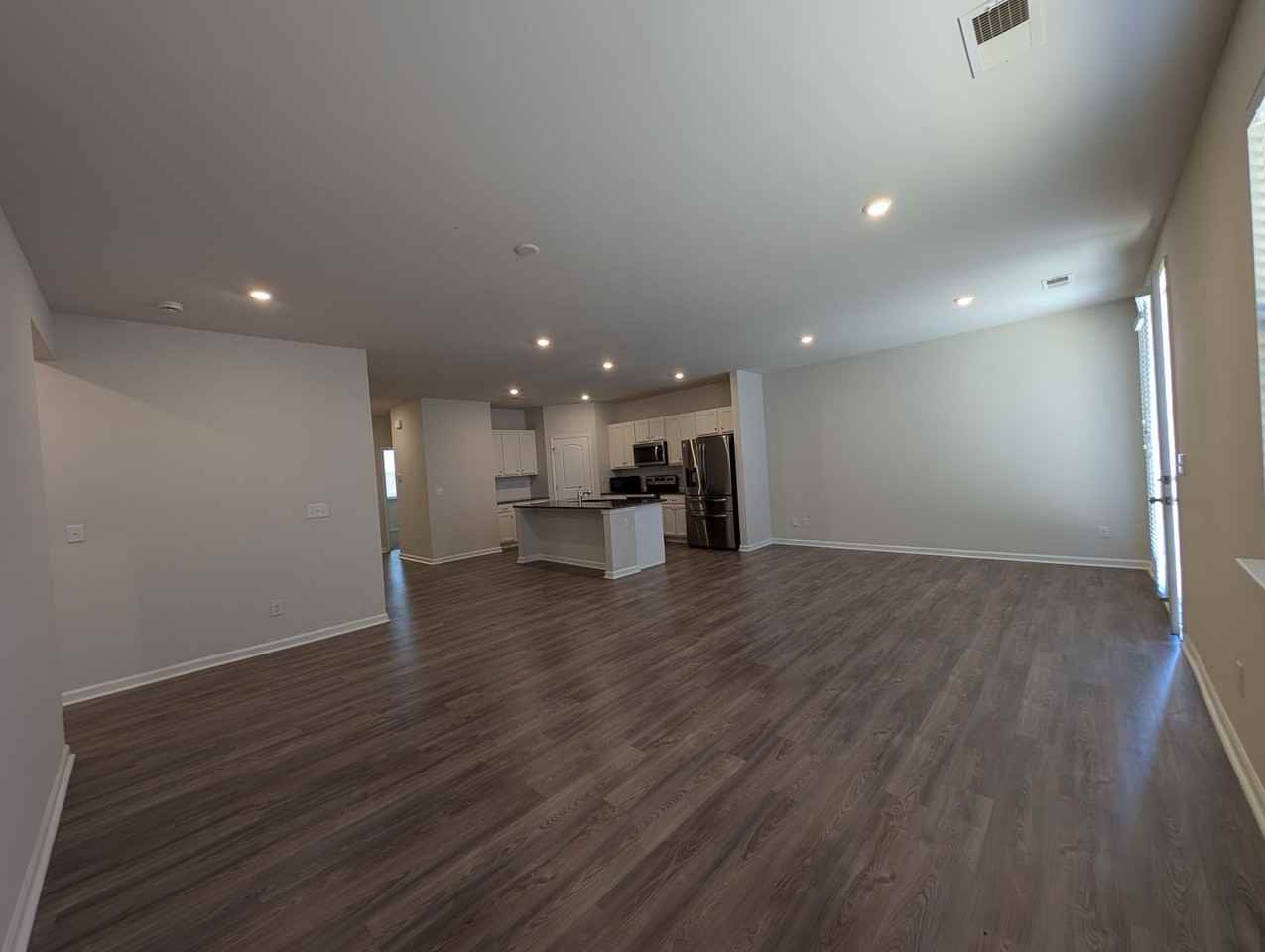 3340 Bluff Hill Ln - Photo 7 of 39