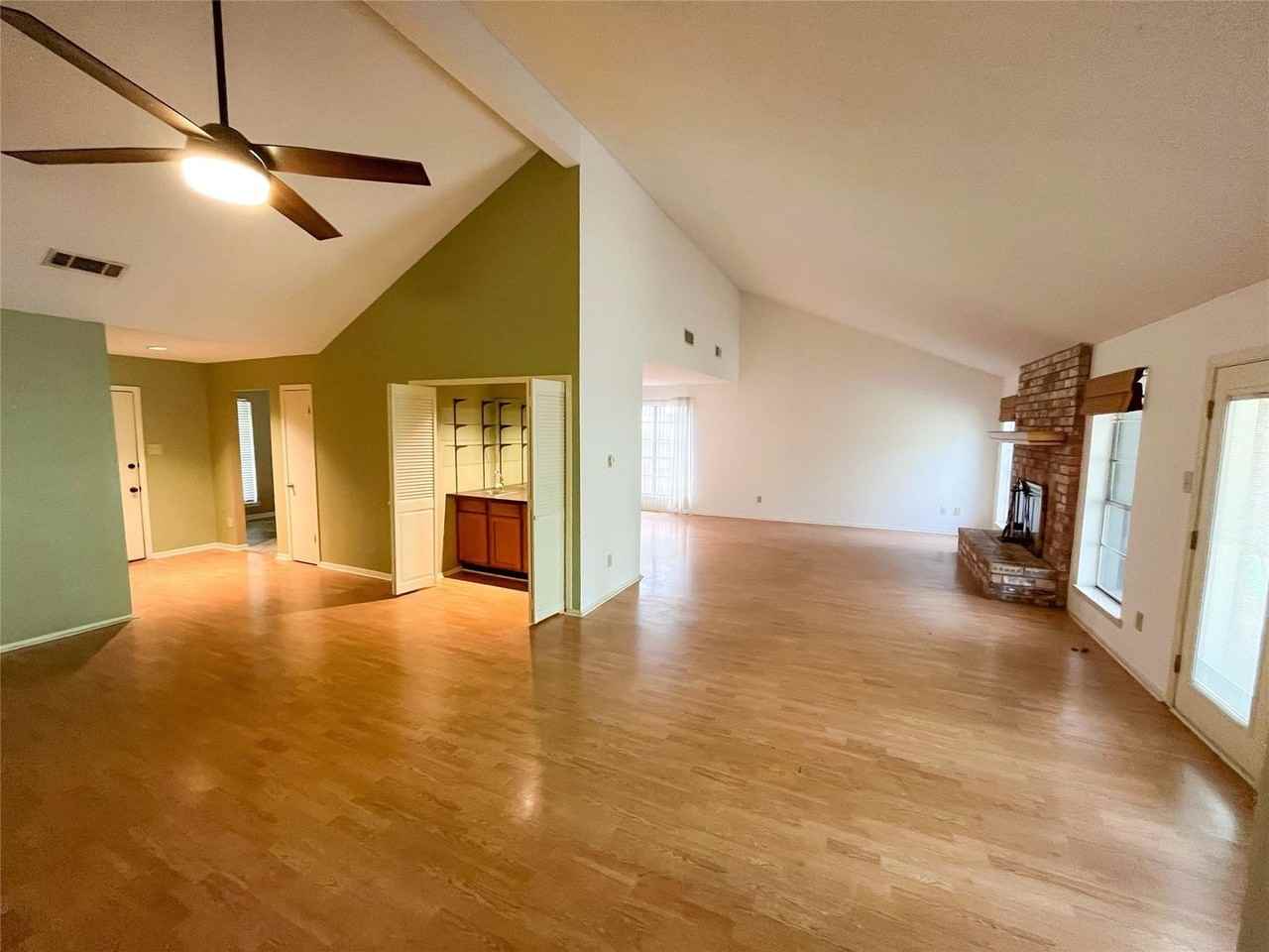 25531 Chapel Ridge Ln - Photo 4 of 14