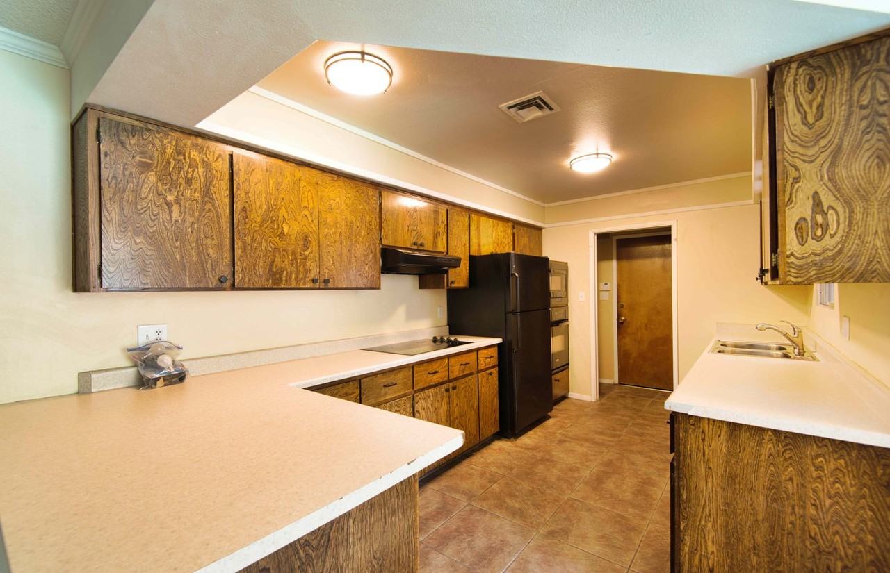 1272 E Manhatton Dr - Photo 5 of 22