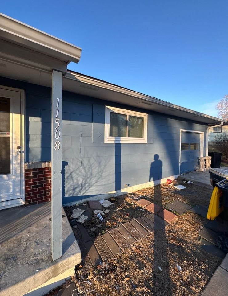 11508 E 51st St - Photo 5 of 45