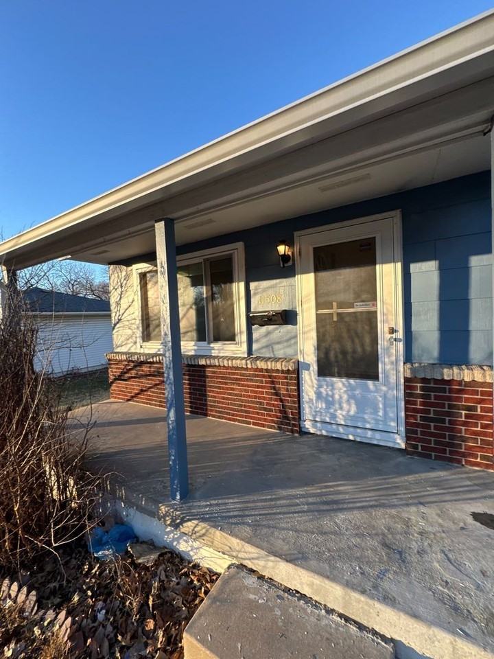 11508 E 51st St - Photo 6 of 45