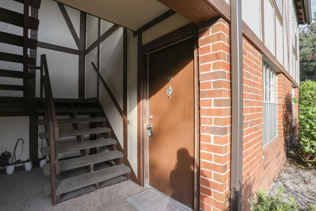 5325 Hansel Ave #E17 - Photo 2 of 17