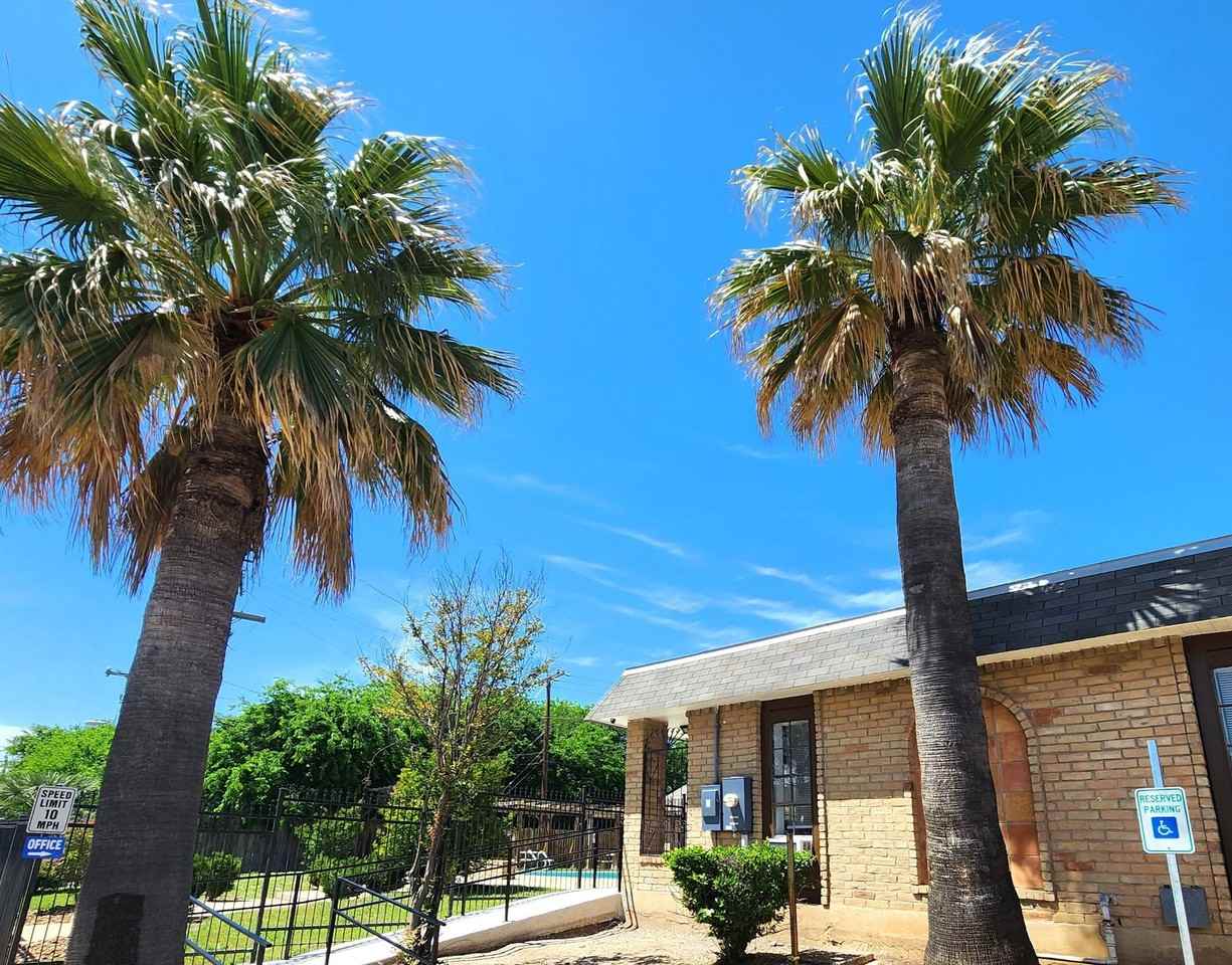 La Hacienda - Photo 4 of 7