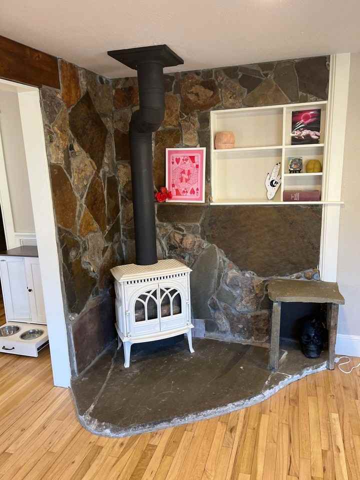 205 5th Ave - Photo 7 of 21