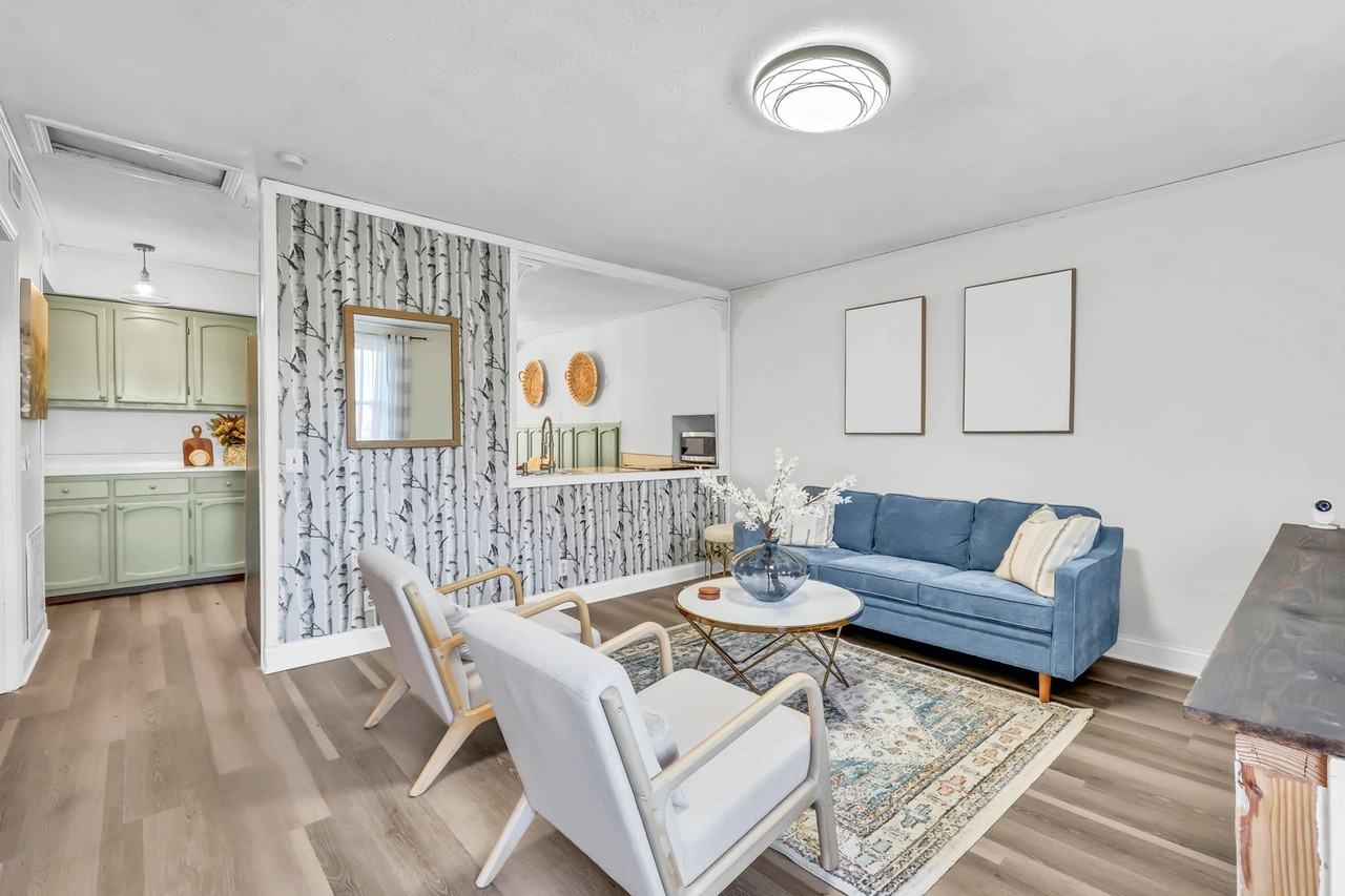 398 Frontier Ln - Photo 4 of 44