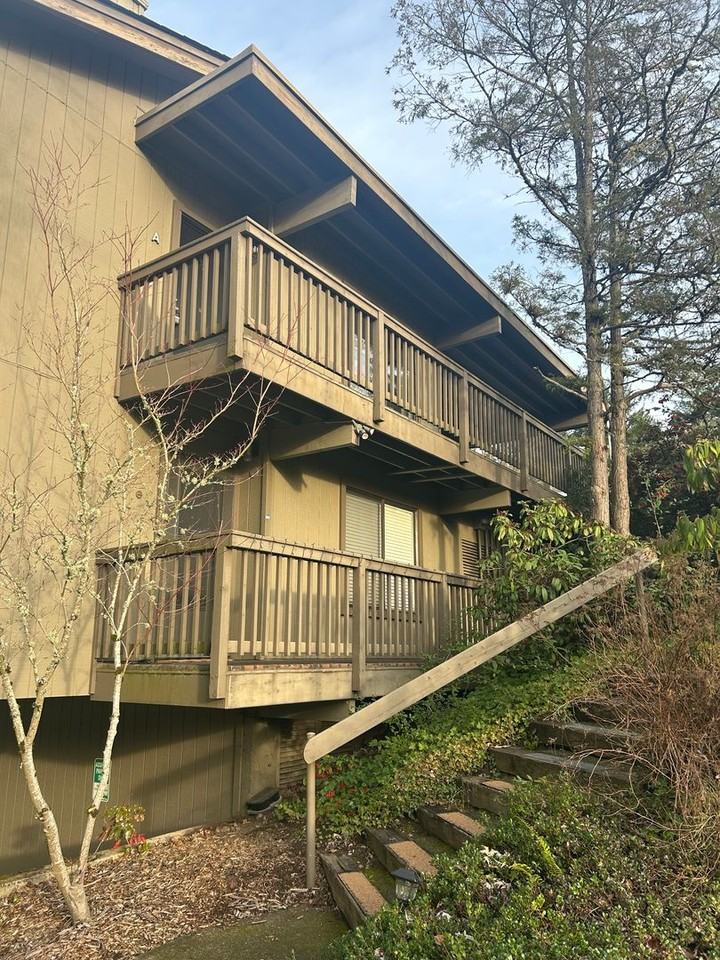 7744 Sw Barnes Rd #A - Photo 3 of 3