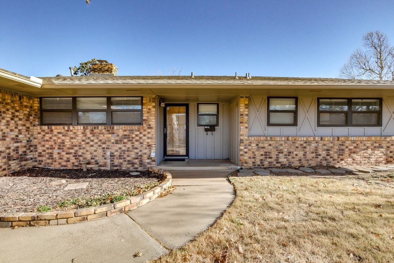 5952 N Sapulpa Ave - Photo 3 of 21