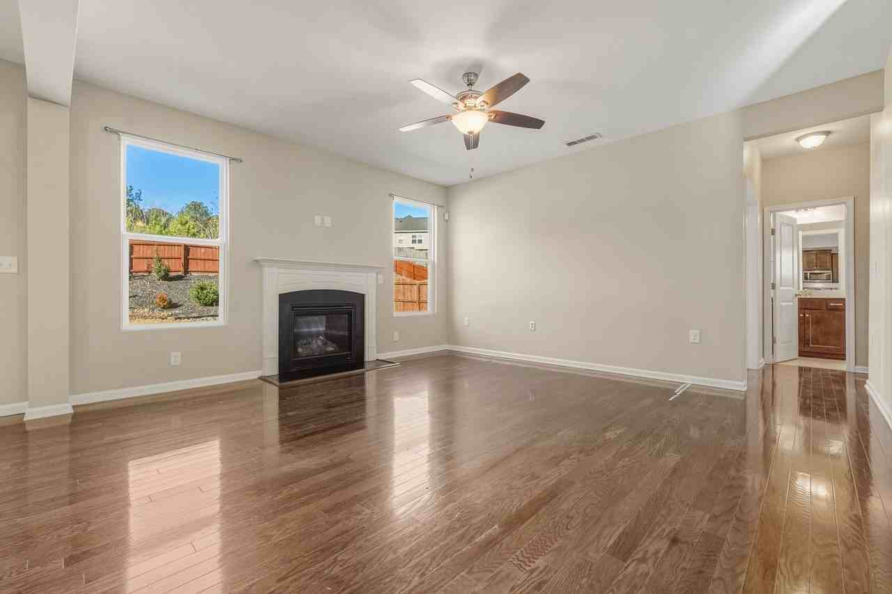 1914 Nellora Ln - Photo 5 of 24