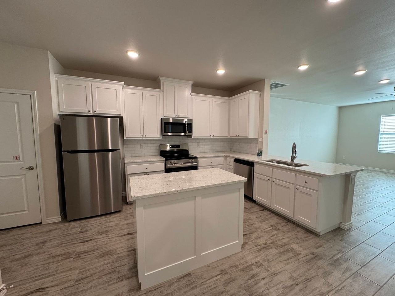 5110 Rose Petal Ct - Photo 5 of 24