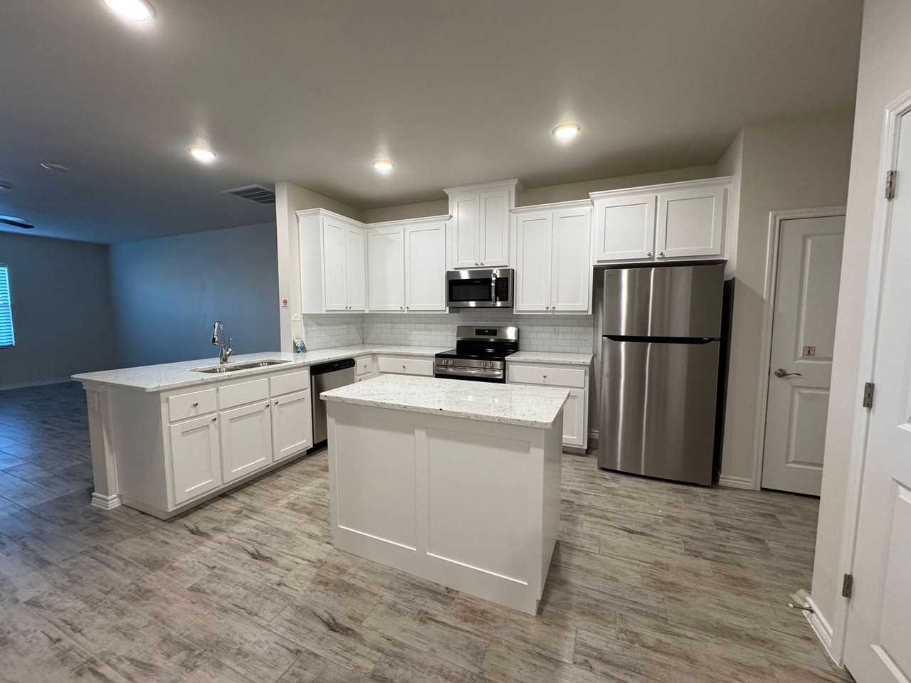 5108 Rose Petal Ct - Photo 5 of 25