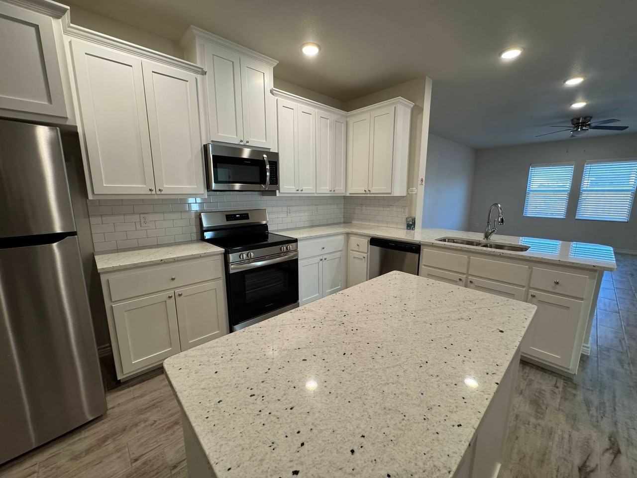 5106 Rose Petal Ct - Photo 6 of 24