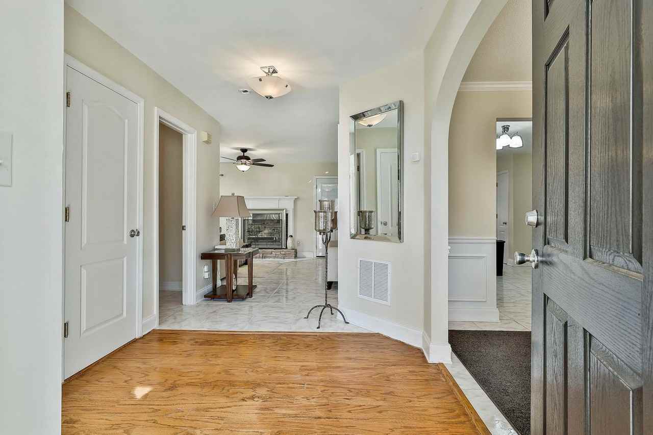 11949 Fairway Overlook - Photo 3 of 21