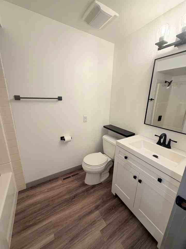 11818 E 26th Ave - Photo 7 of 19