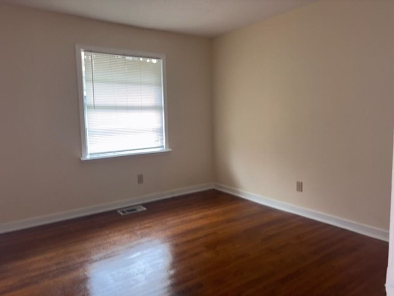 3158 Peterson Dr - Photo 6 of 15