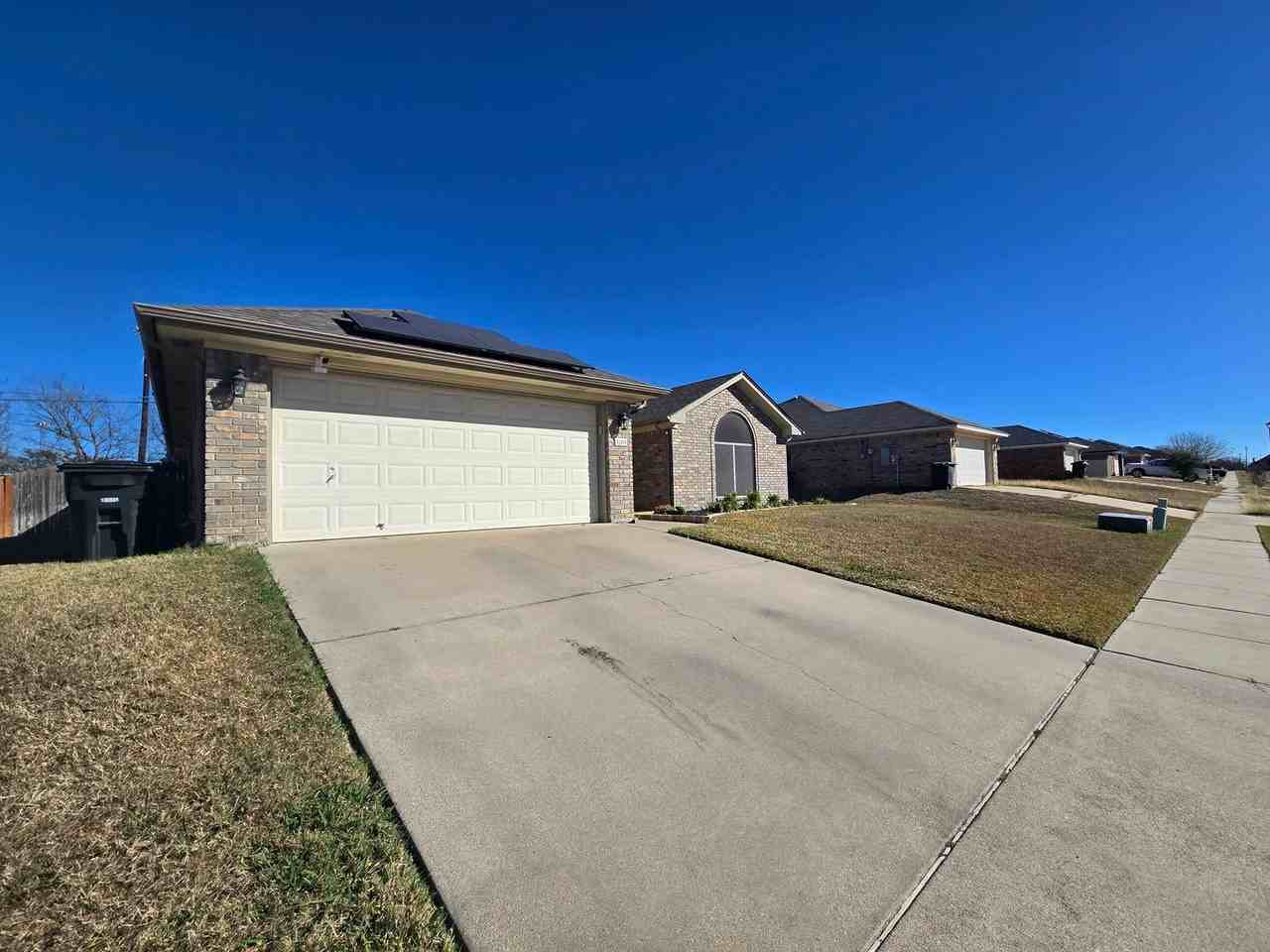 5709 Mandalay - Photo 2 of 2