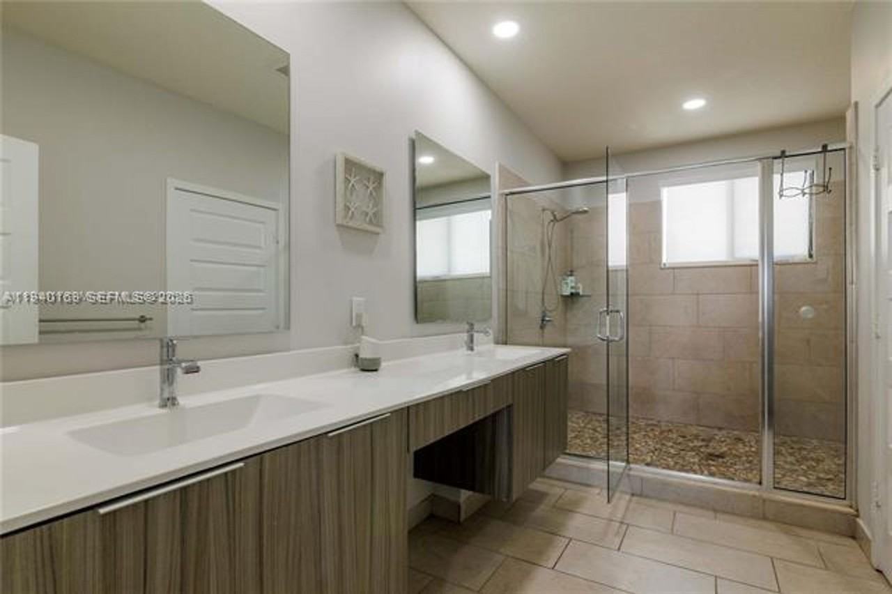 4714 4714 NW 84th Ct th 4714 - Photo 6 of 11