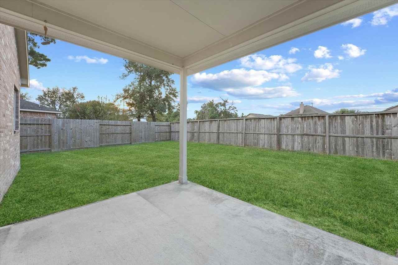 21405 Naples Hollow Ln - Photo 5 of 26