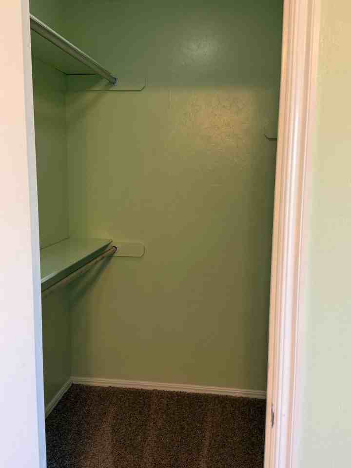 4304 Liberty Cir - Photo 3 of 13