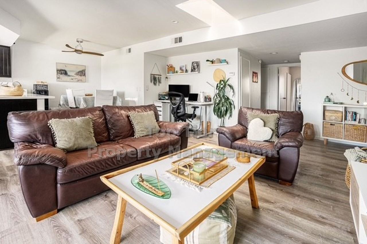 440 Citracado Pkwy #14 - Photo 3 of 15