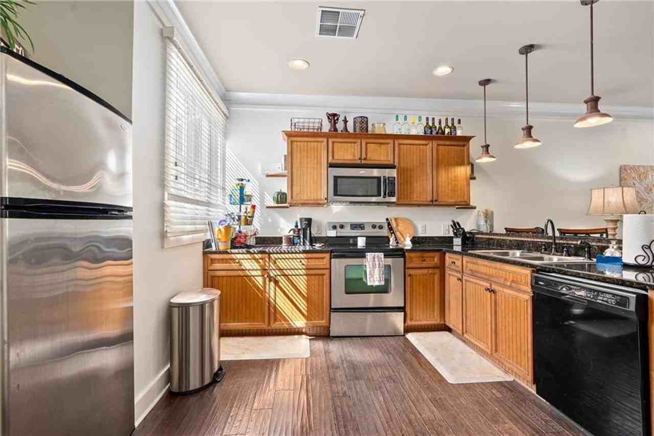 650 Dekalb St #2215 - Photo 2 of 6