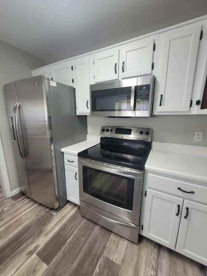 1126 Lenny Ln - Photo 4 of 22