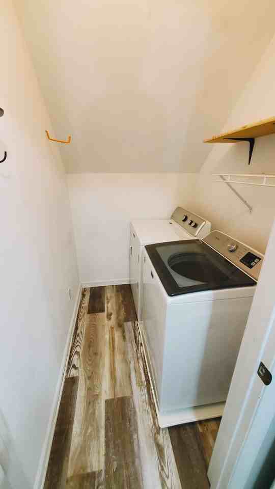 1126 Lenny Ln - Photo 6 of 22