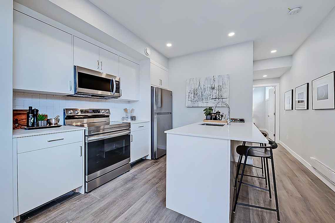 Inglewood Avas - Photo 4 of 10