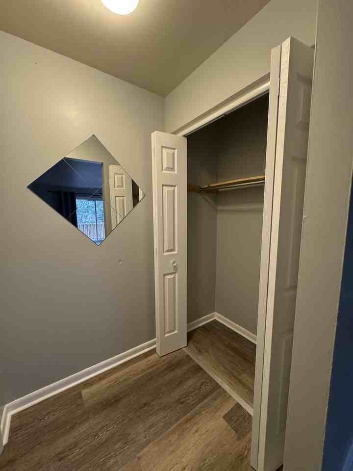 310 Abbeyville Rd #D - Photo 3 of 18