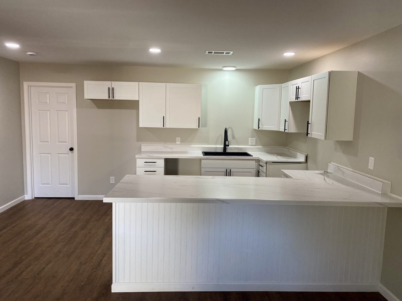 18 Coleman Rd - Photo 2 of 11