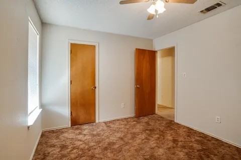 2704 Tampico Dr - Photo 6 of 18