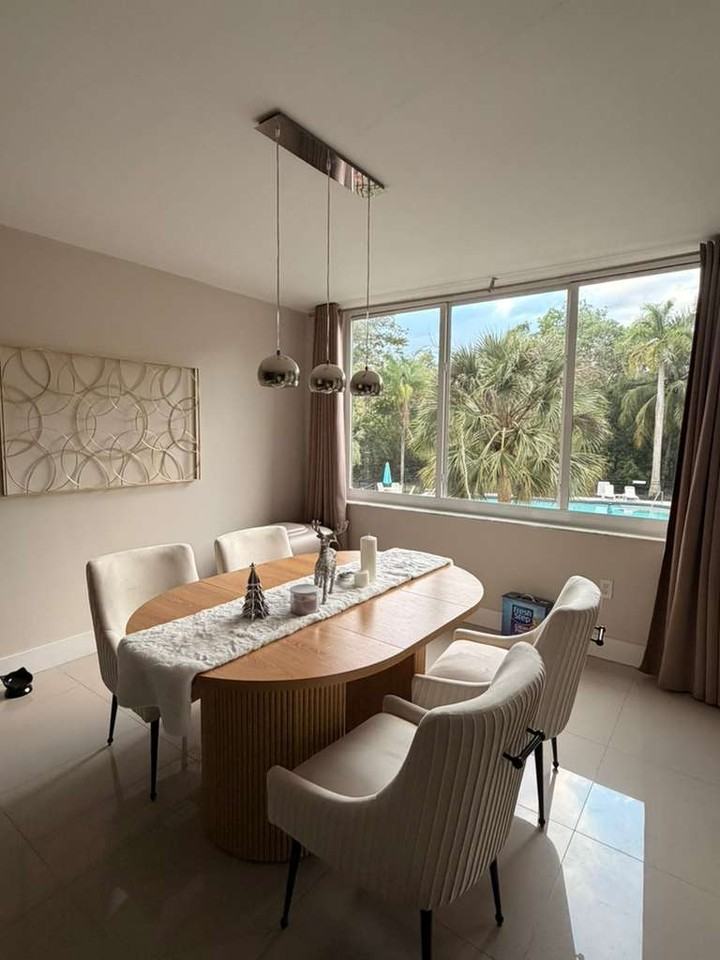 17890 W Dixie Hwy #1 - Photo 6 of 20