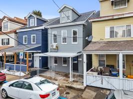 featured image of 2321 Spring St #1