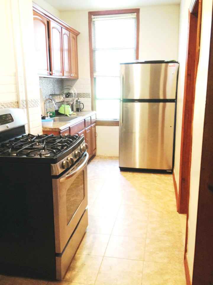 267 Covert St.1st Floor3rd #3 - Photo 4 of 12