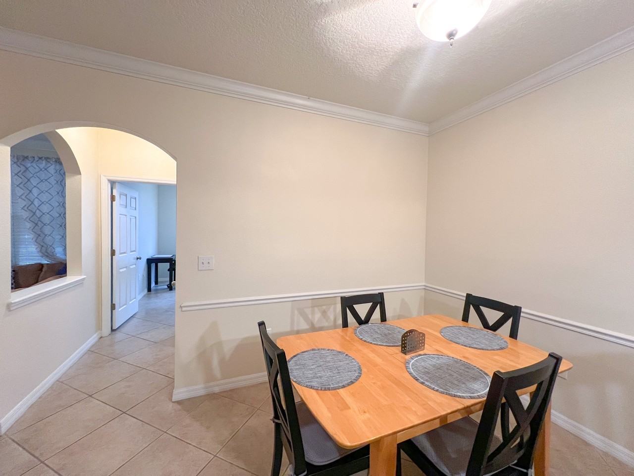 1257 Sw 9th Rd #1 - Photo 5 of 14